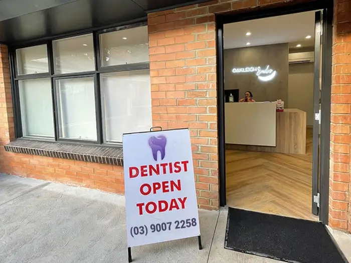 newest-photo-clinic1.1 Oakleigh-Smiles-Opening-Board
